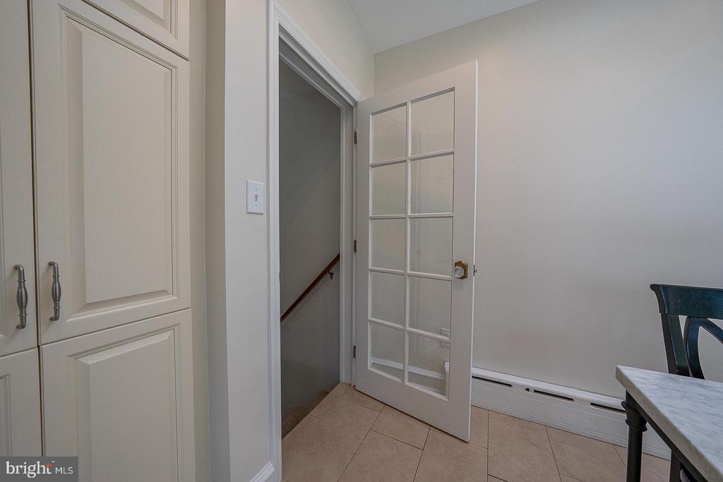 142 E 14TH AVENUE