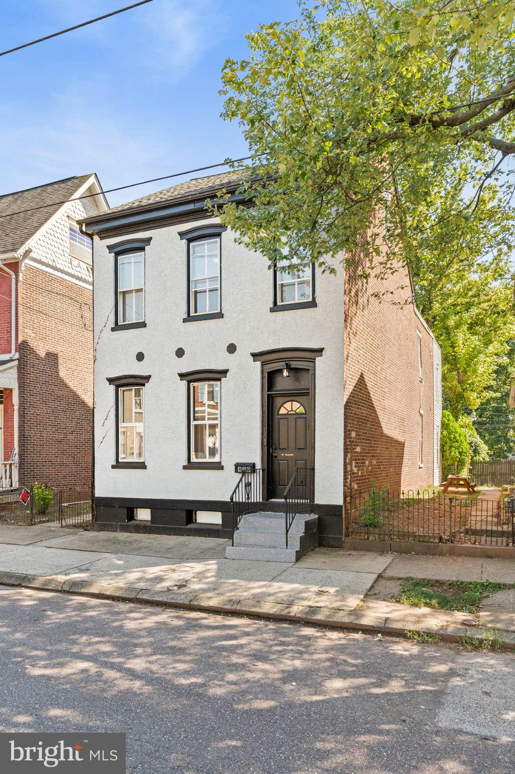 420 WALNUT STREET