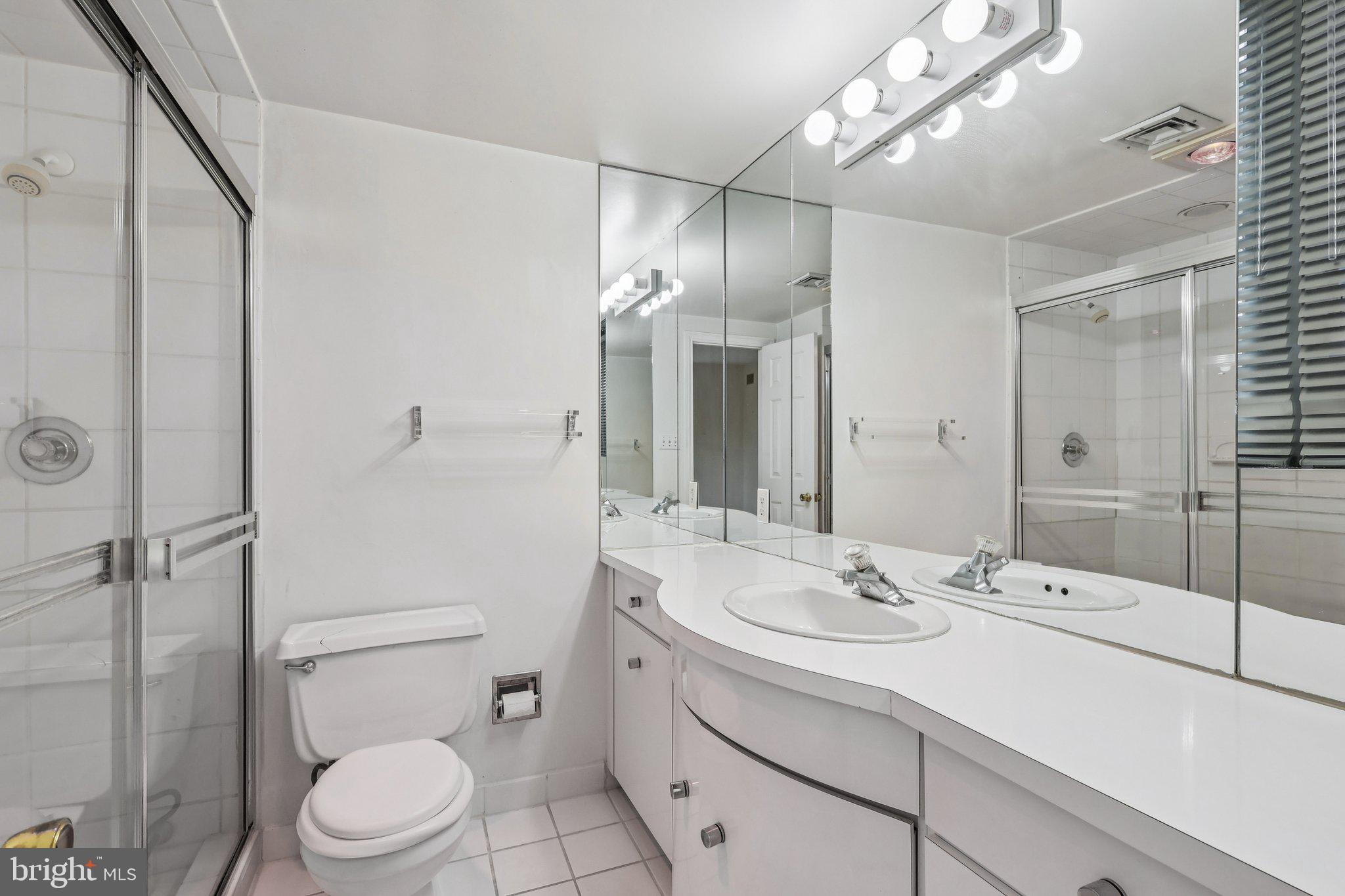237 W MONTGOMERY AVENUE 2S