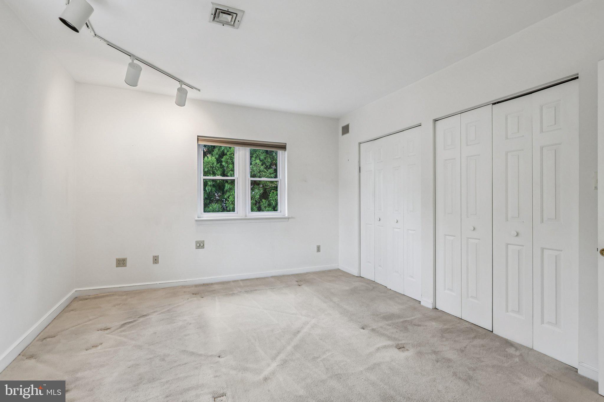 237 W MONTGOMERY AVENUE 2S