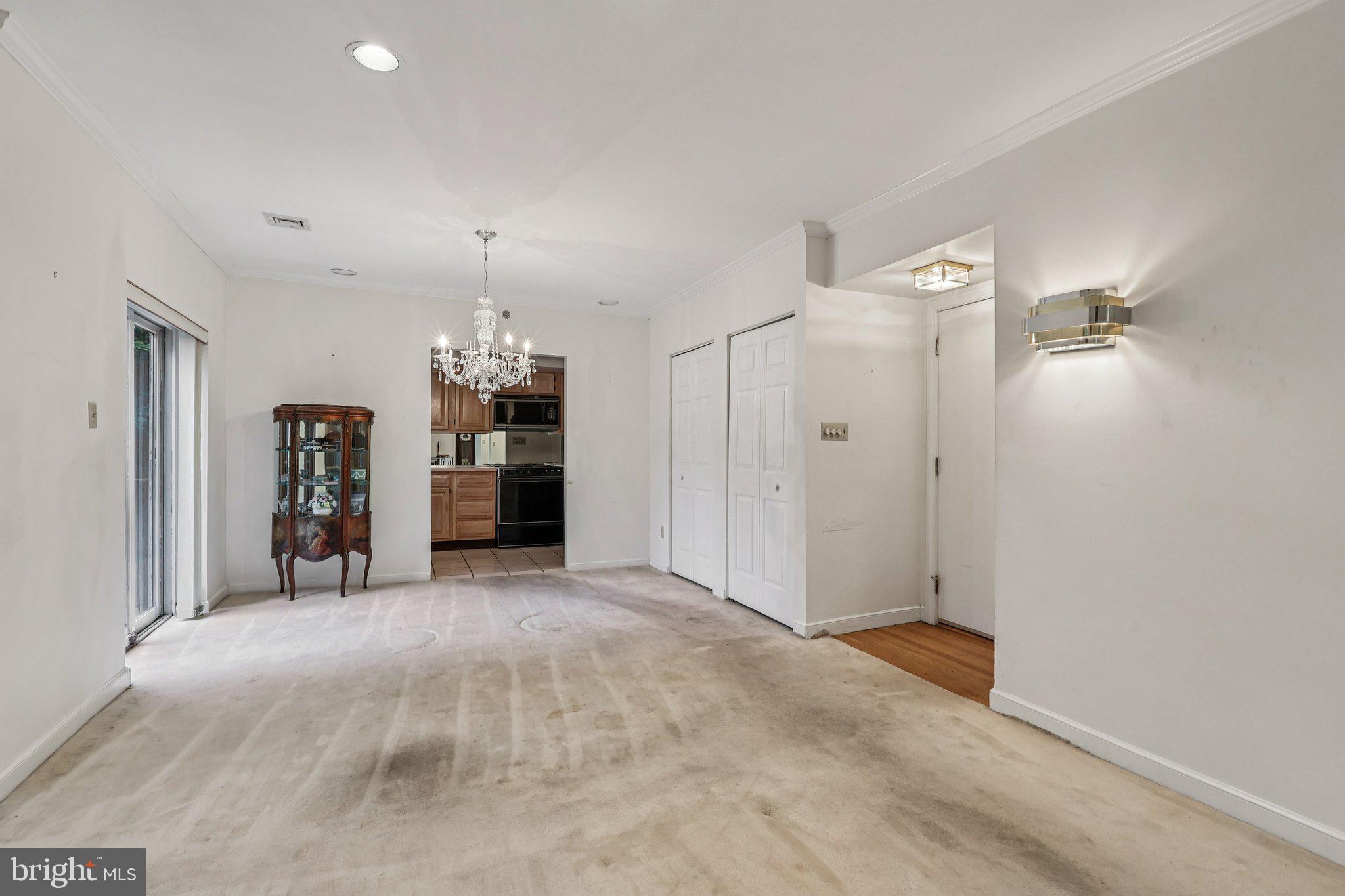 237 W MONTGOMERY AVENUE 2S