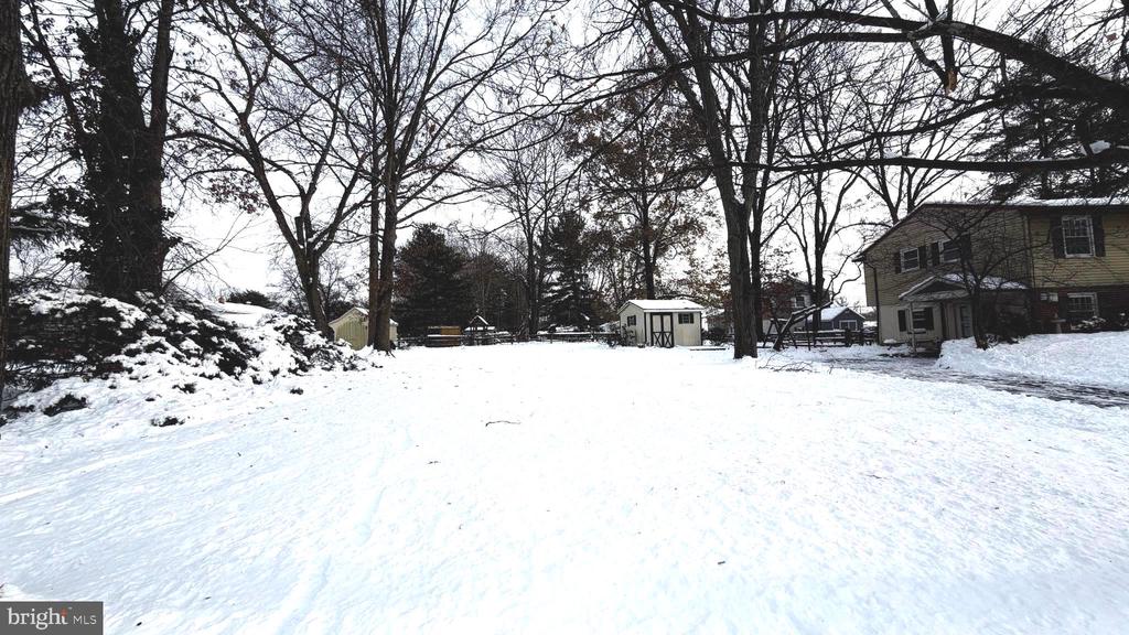 1402 HEARTH DRIVE