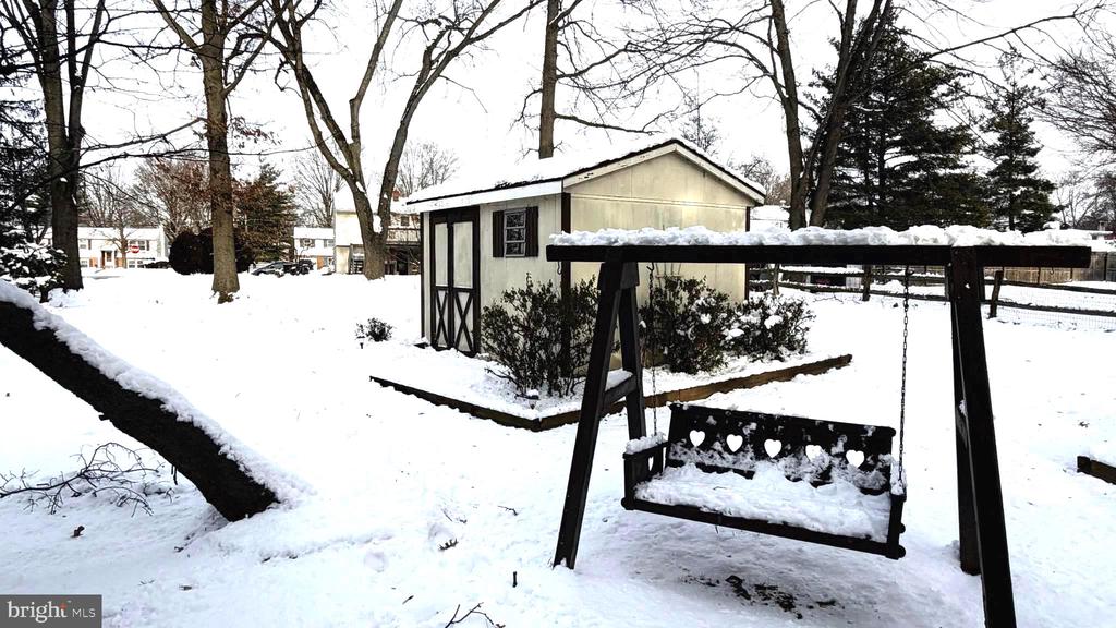 1402 HEARTH DRIVE