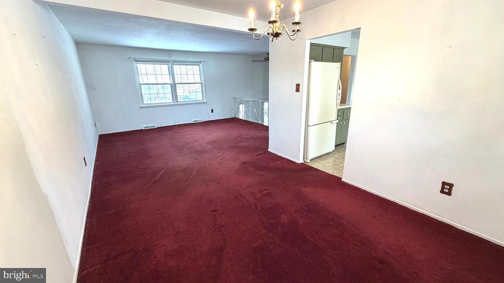 1402 HEARTH DRIVE