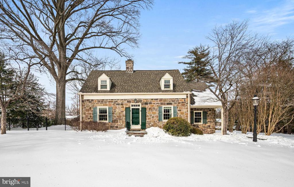 111 CHESNEY LANE