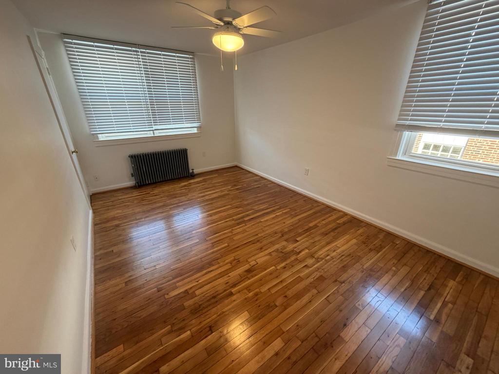 1206 GREEN STREET