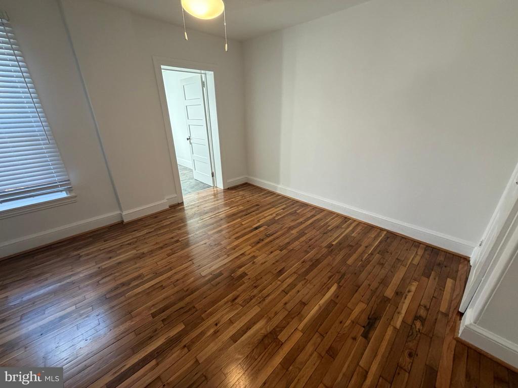 1206 GREEN STREET