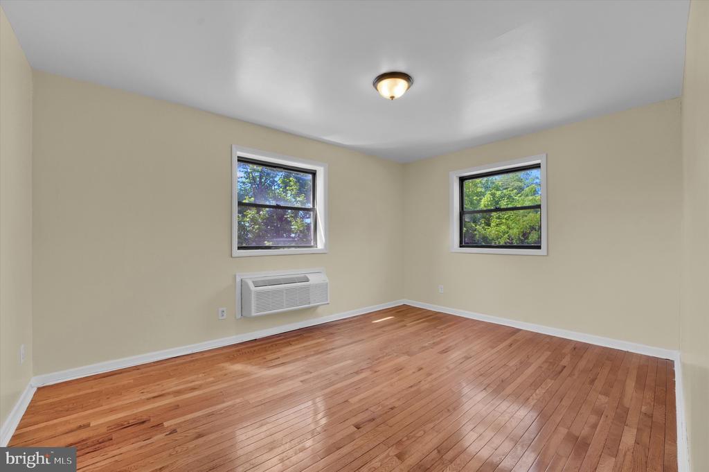 491 S BETHLEHEM PIKE C2
