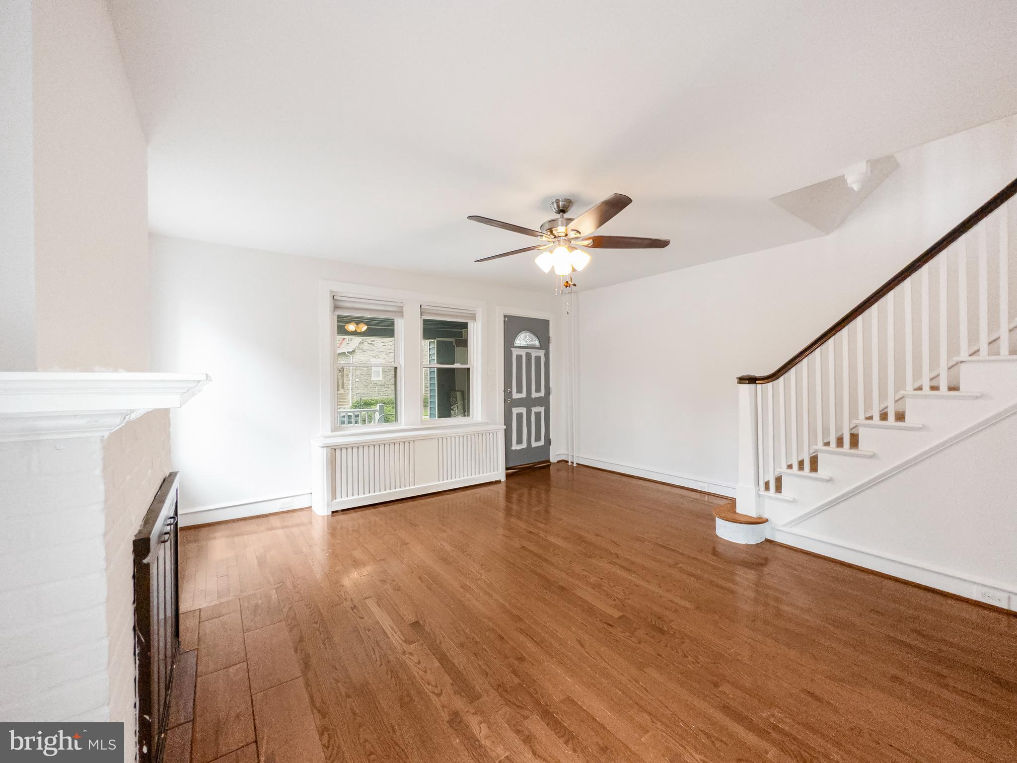 132 W Cliveden STREET