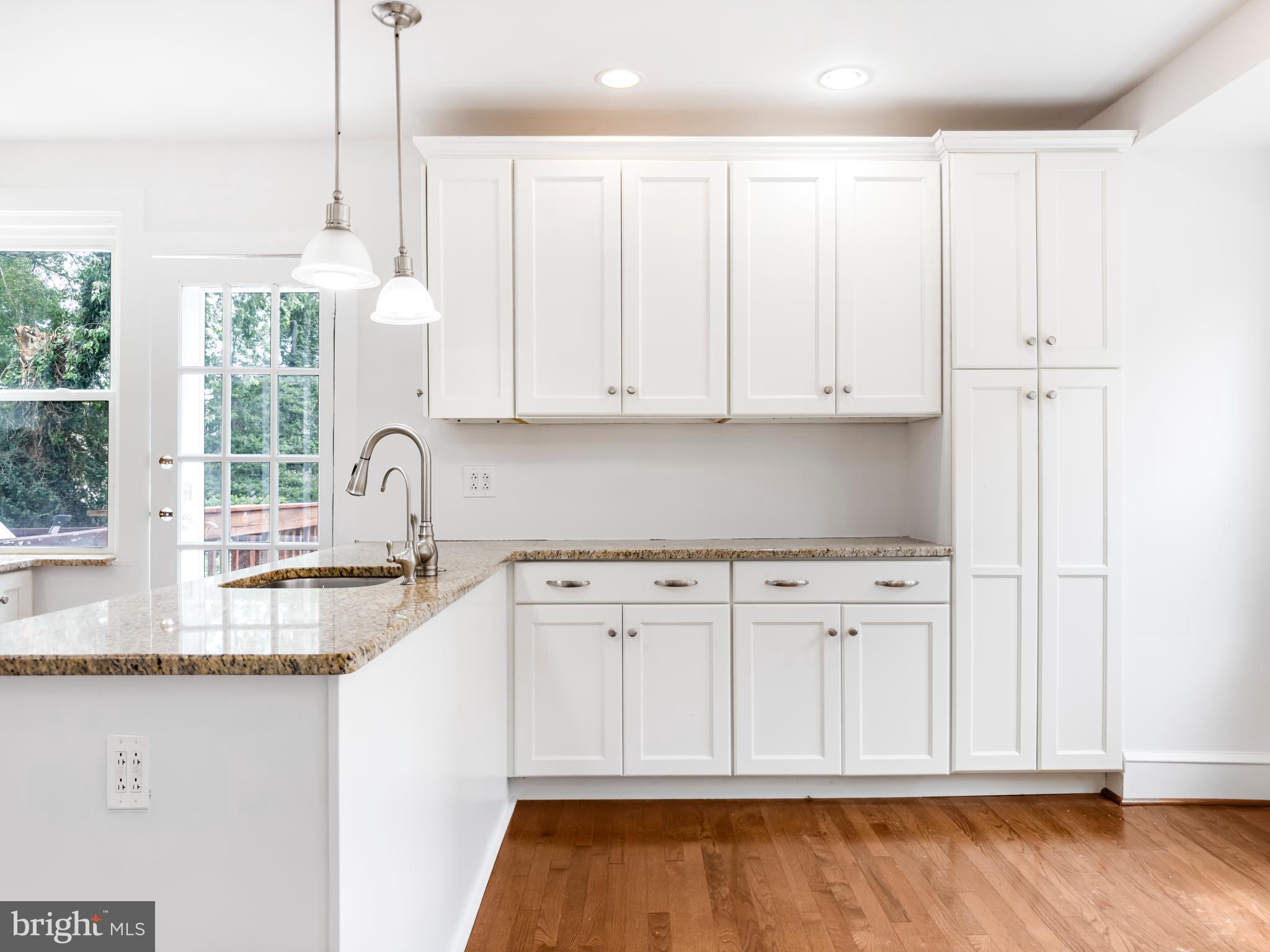 132 W Cliveden STREET