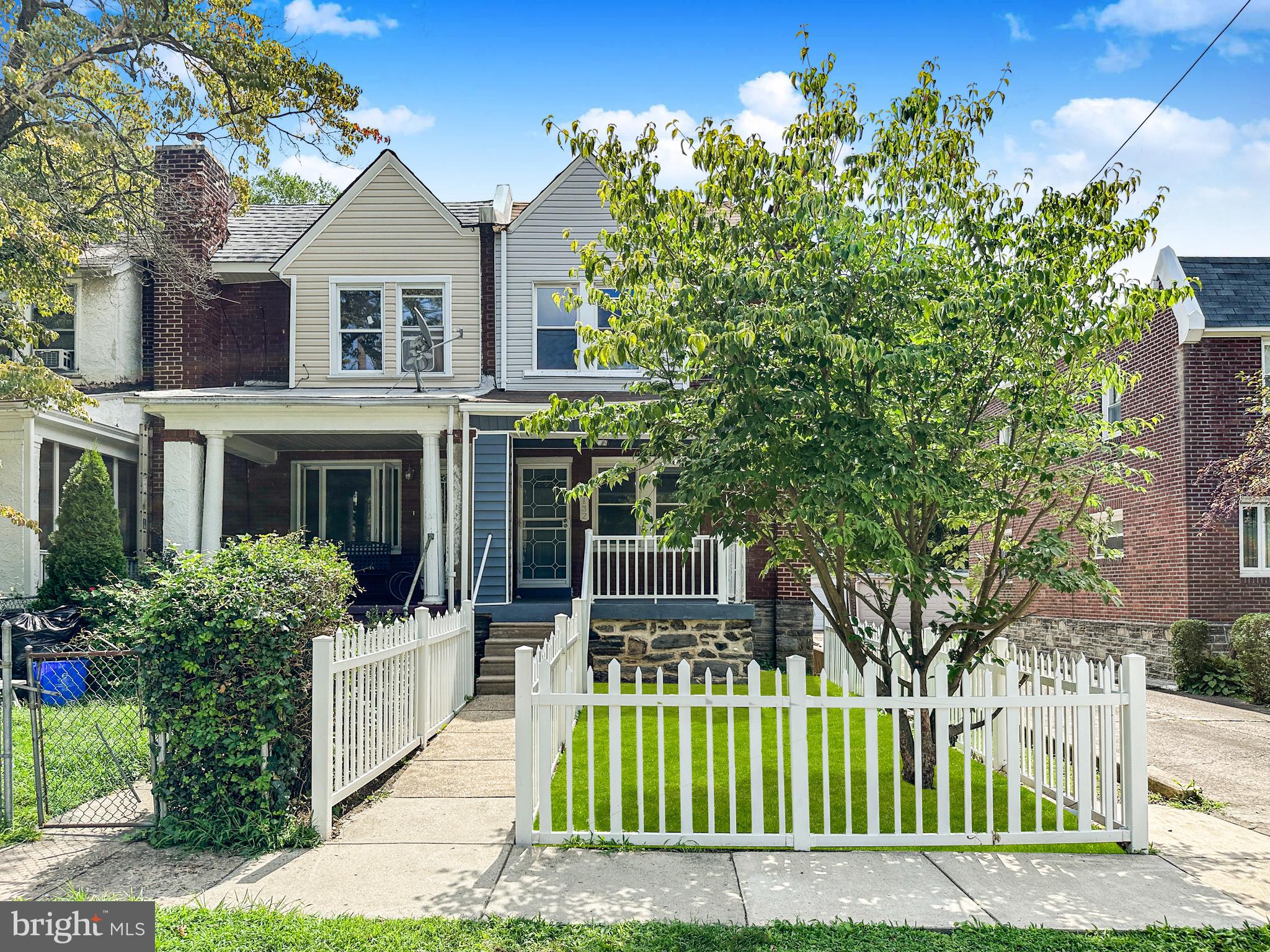 132 W Cliveden STREET