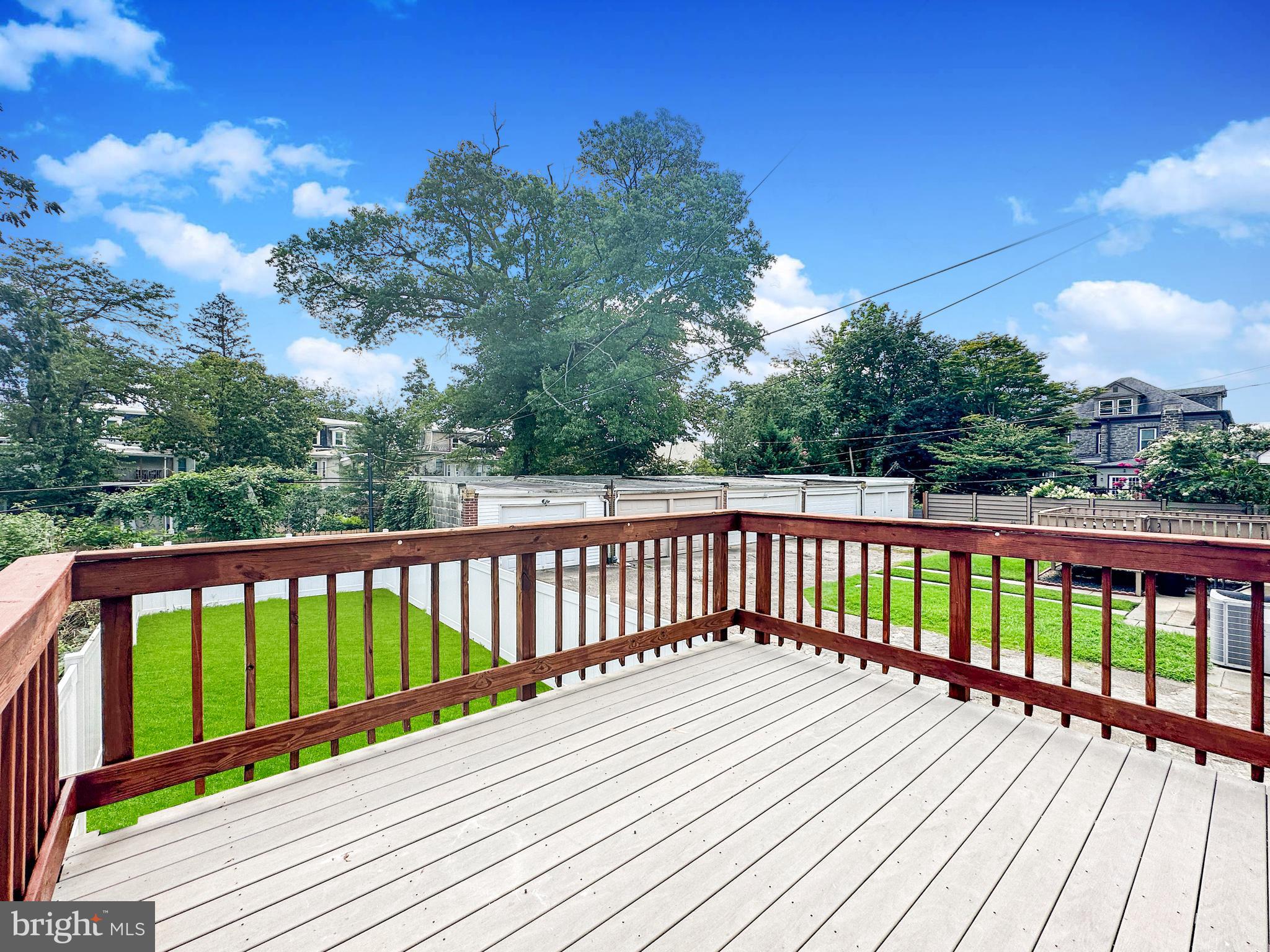 132 W Cliveden STREET