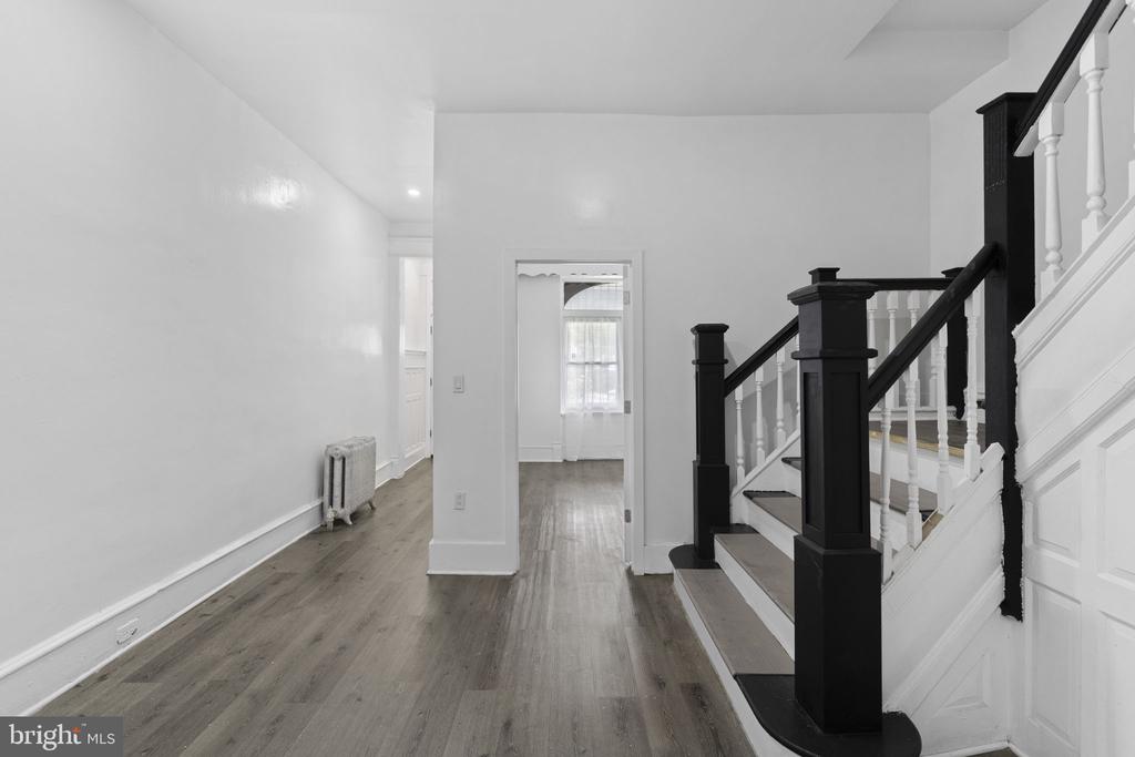 1610 W Erie Ave