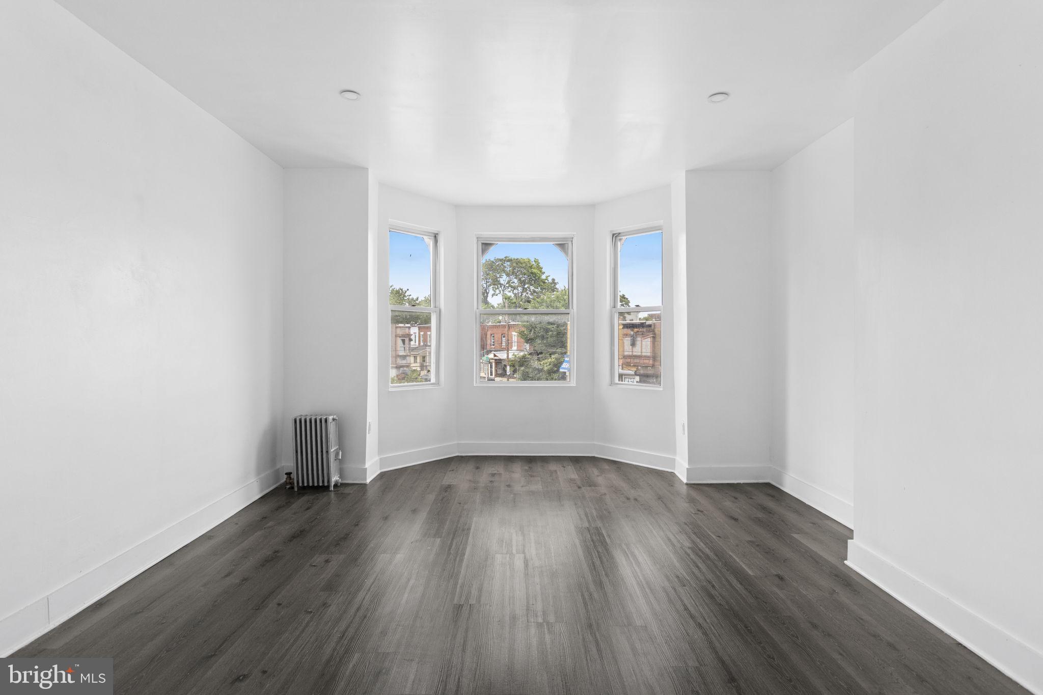 1610 W Erie Ave