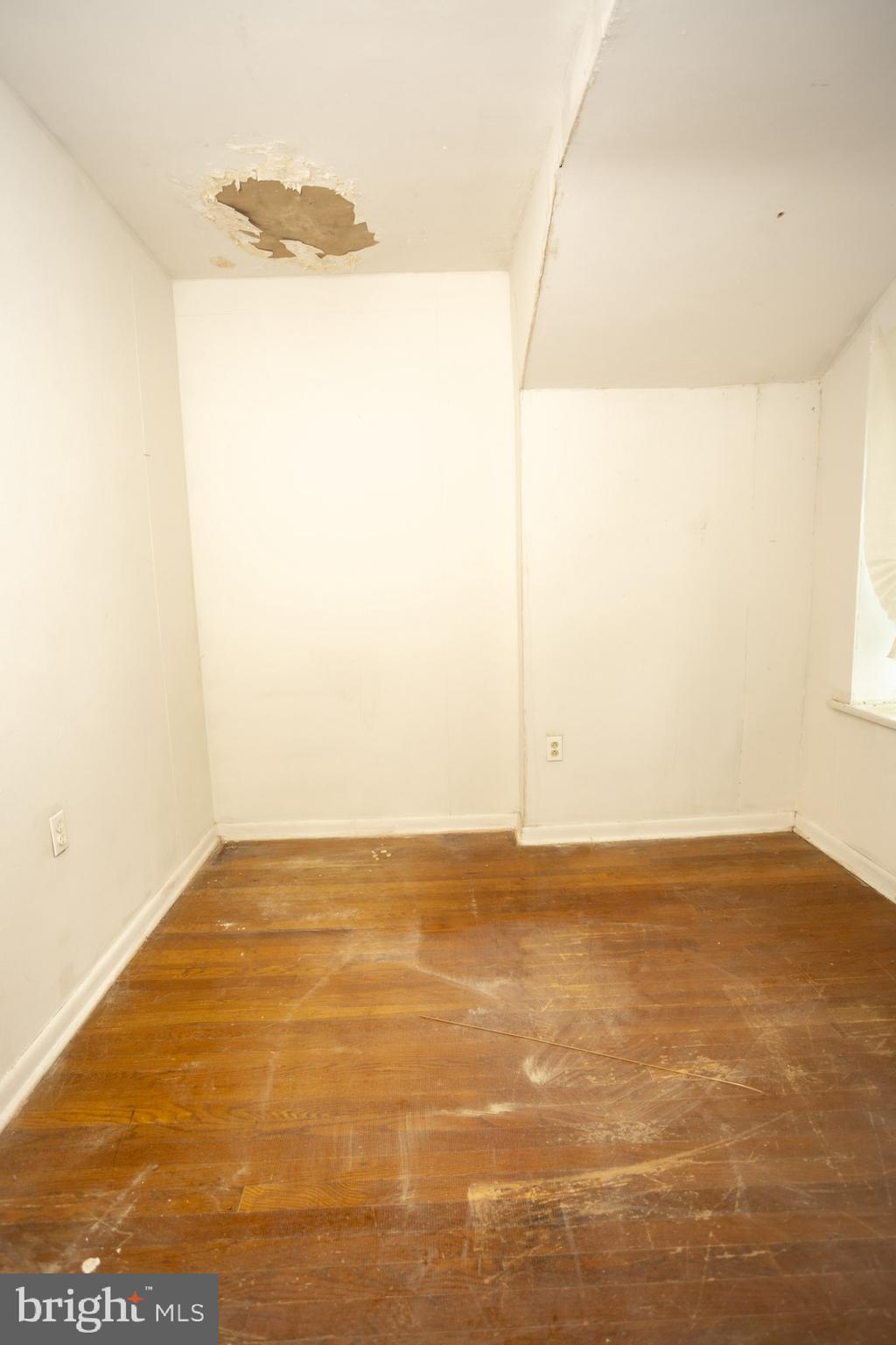 119 W Cliveden St