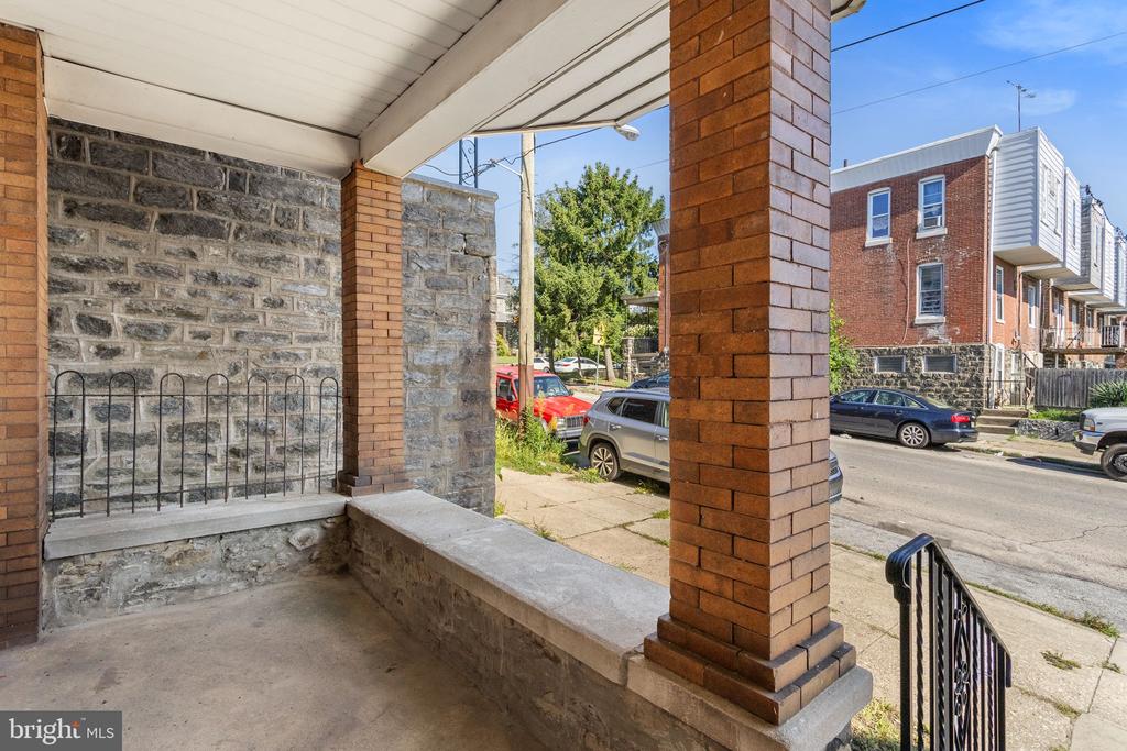 6446 W Girard Ave