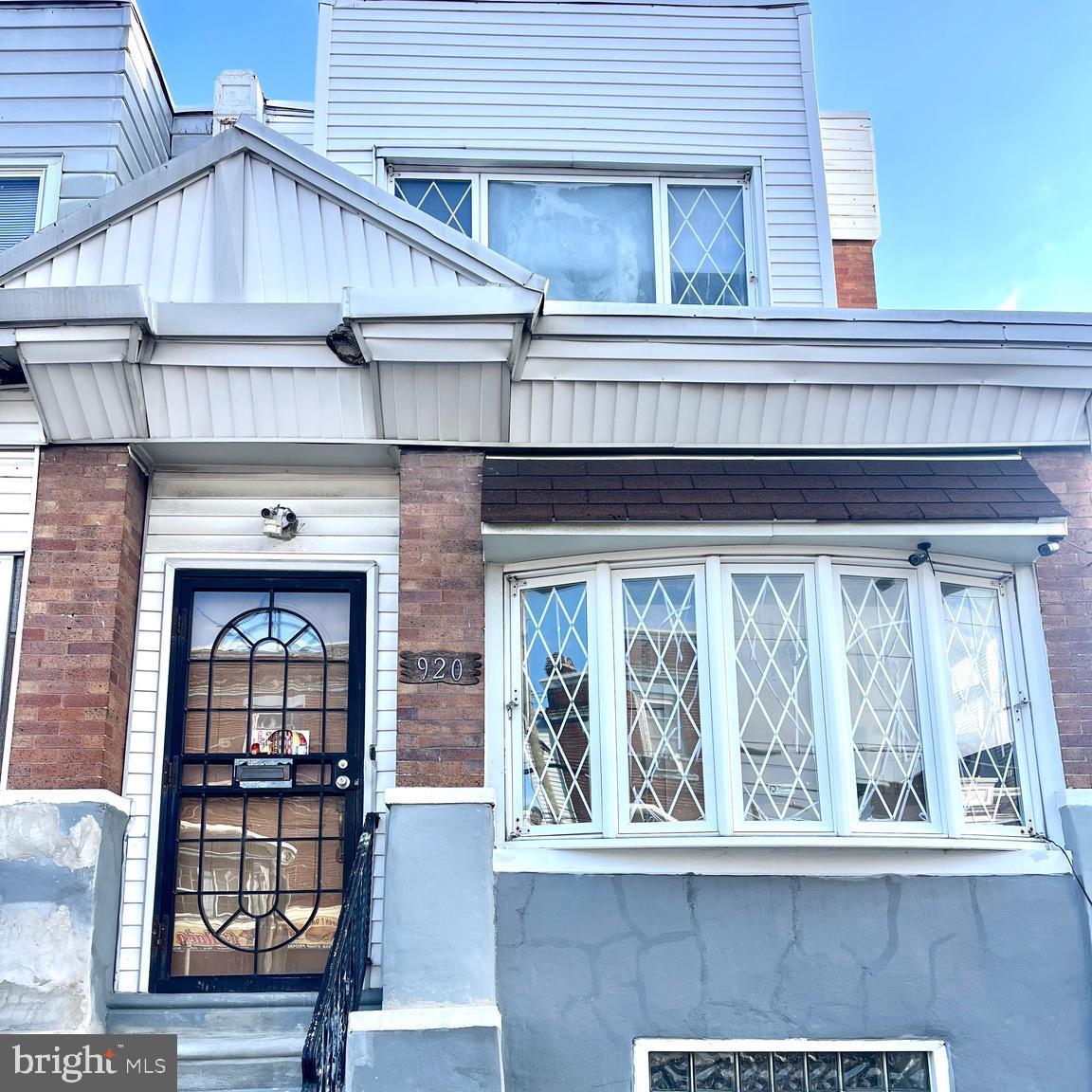 920 W Rockland St