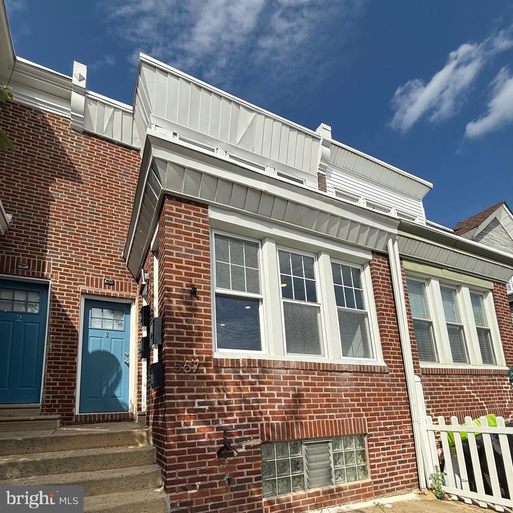 567 VAN KIRK ST #1