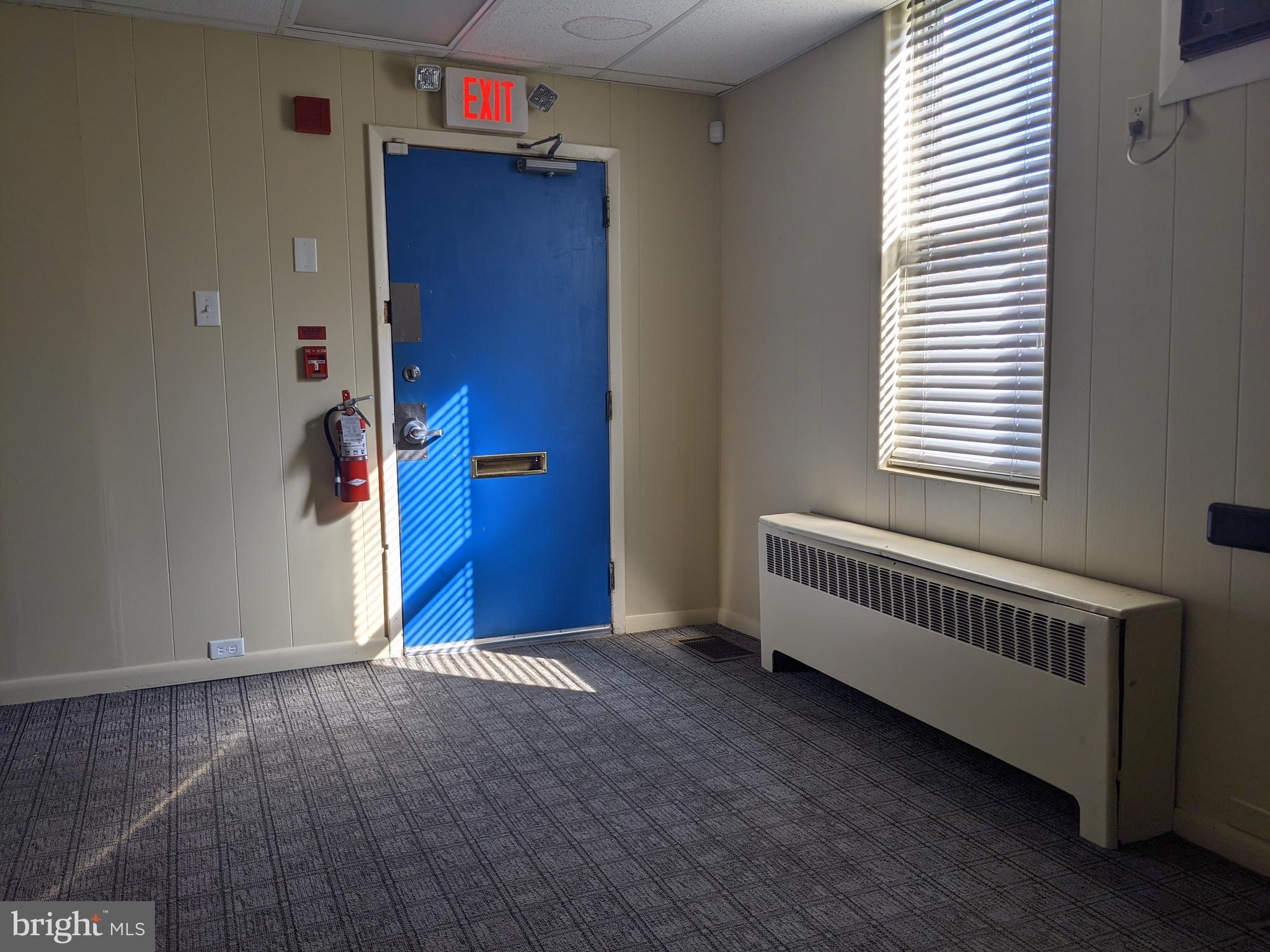 6302 MORTON STREET COMMERCIAL