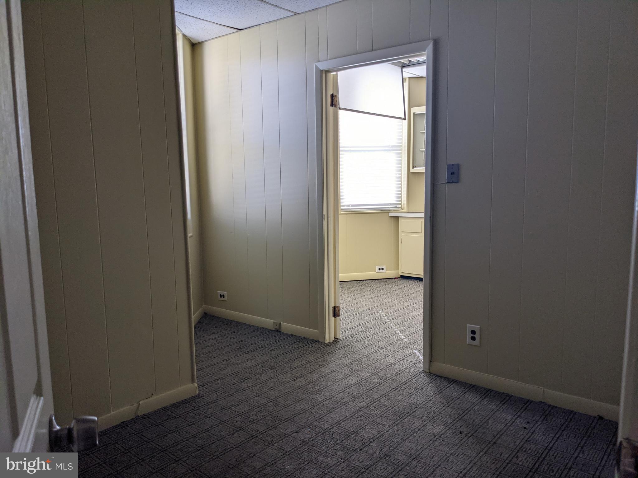 6302 MORTON STREET COMMERCIAL