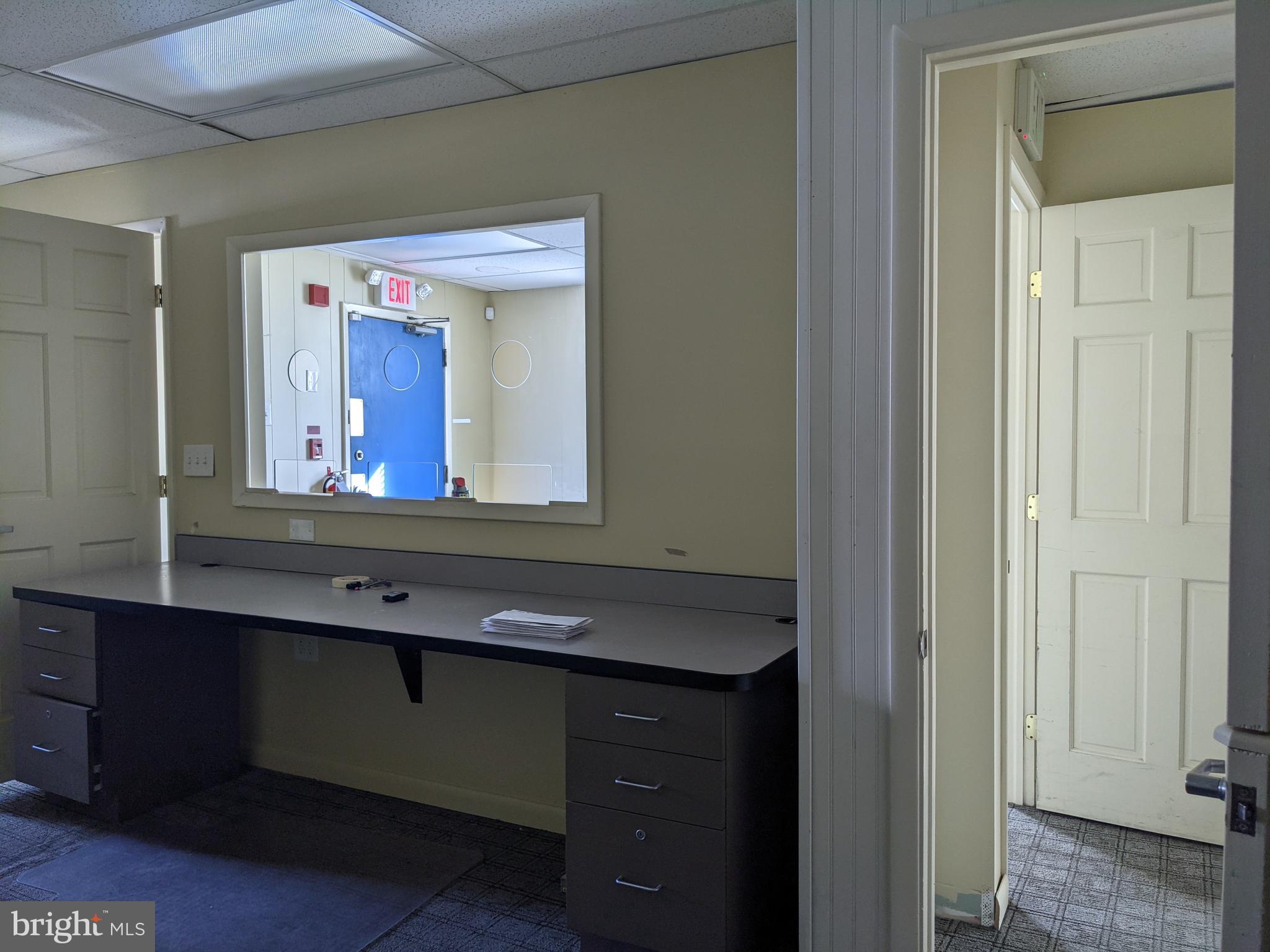 6302 MORTON STREET COMMERCIAL