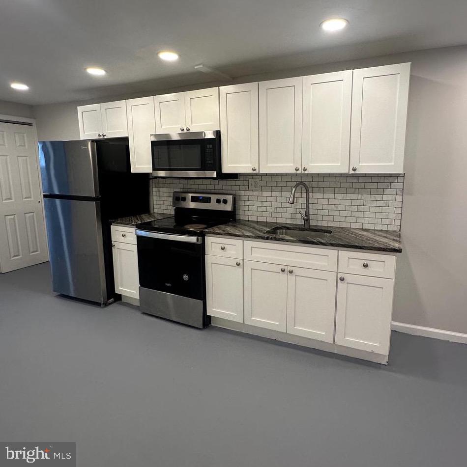 567 VAN KIRK STREET BASEMENT