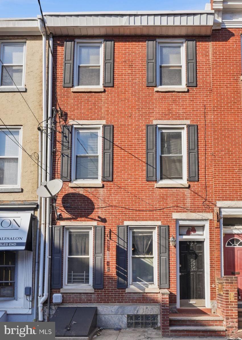 455 FAIRMOUNT AVENUE