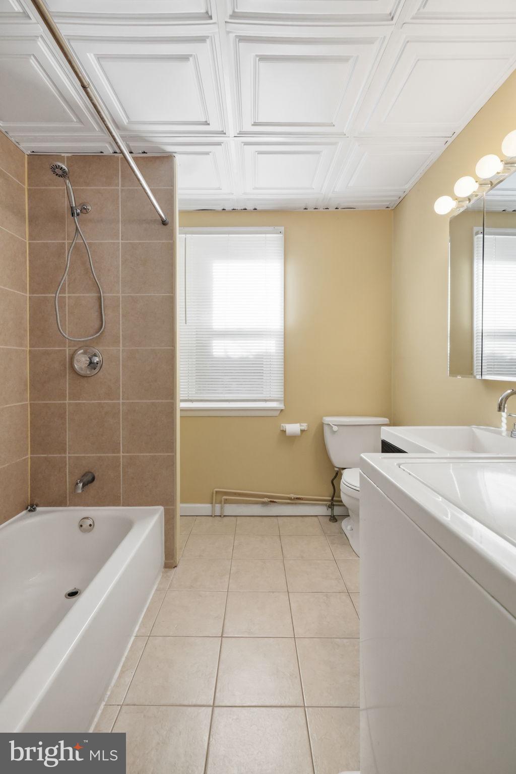 455 FAIRMOUNT AVENUE