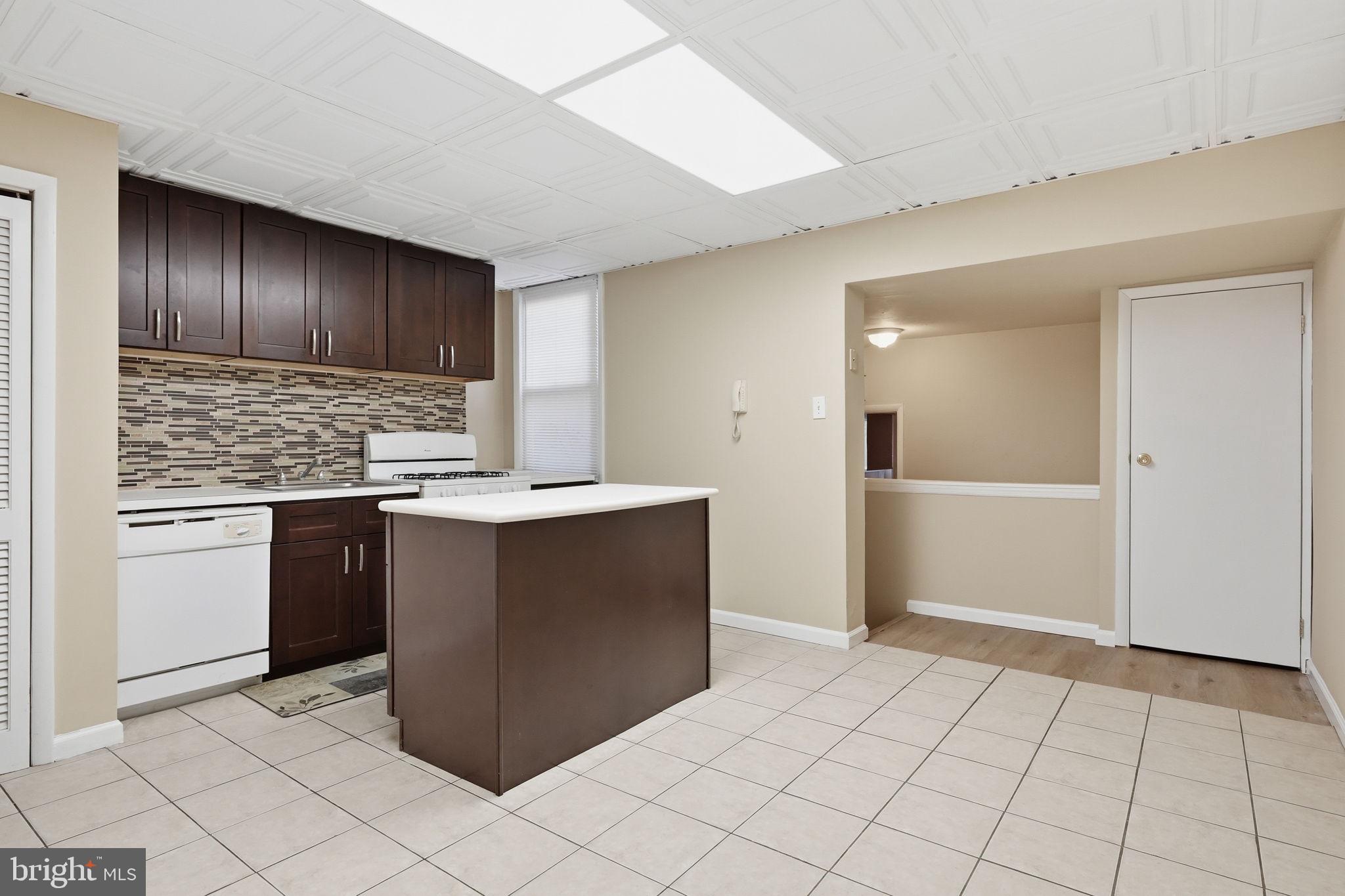 455 FAIRMOUNT AVENUE