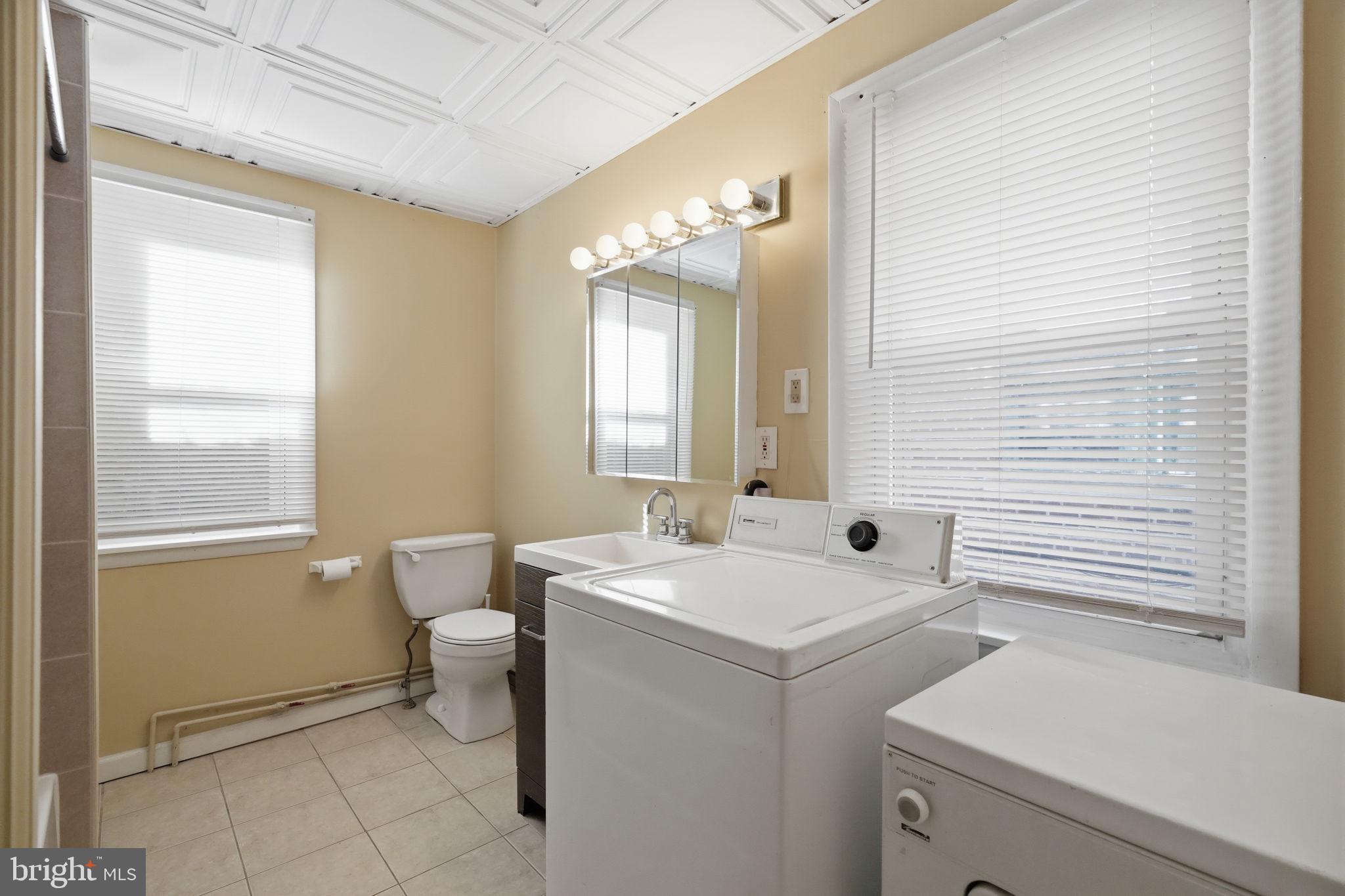 455 FAIRMOUNT AVENUE