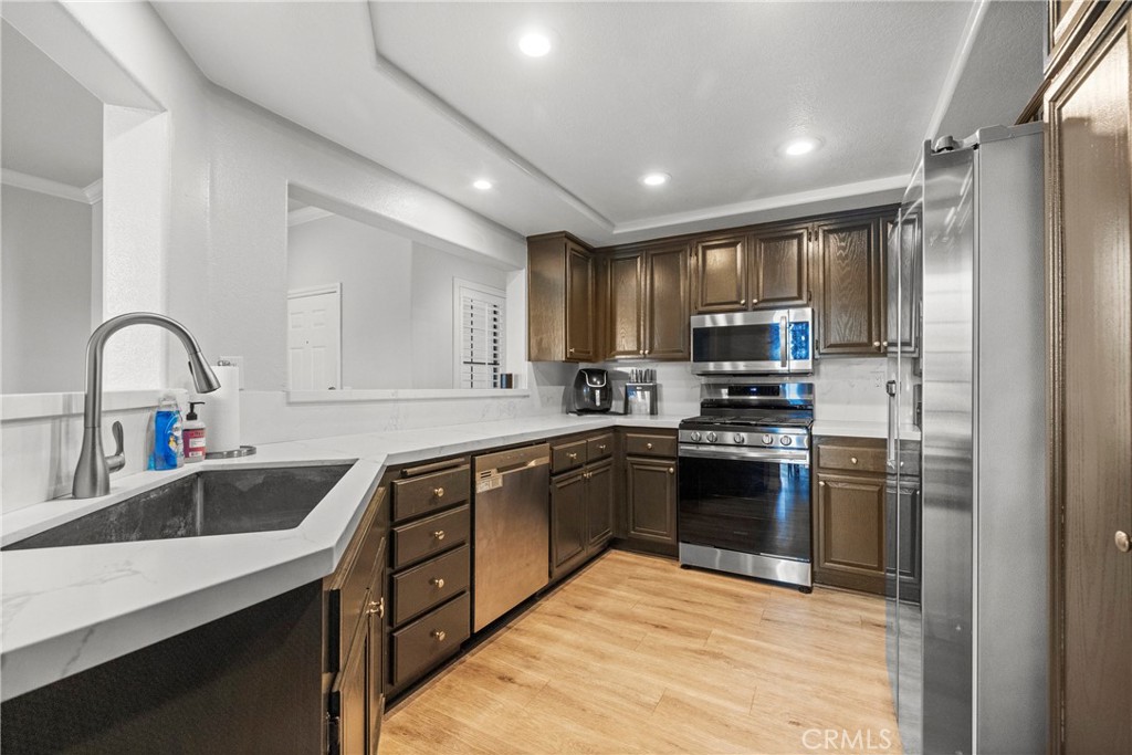 8211 Mainsail Drive 104