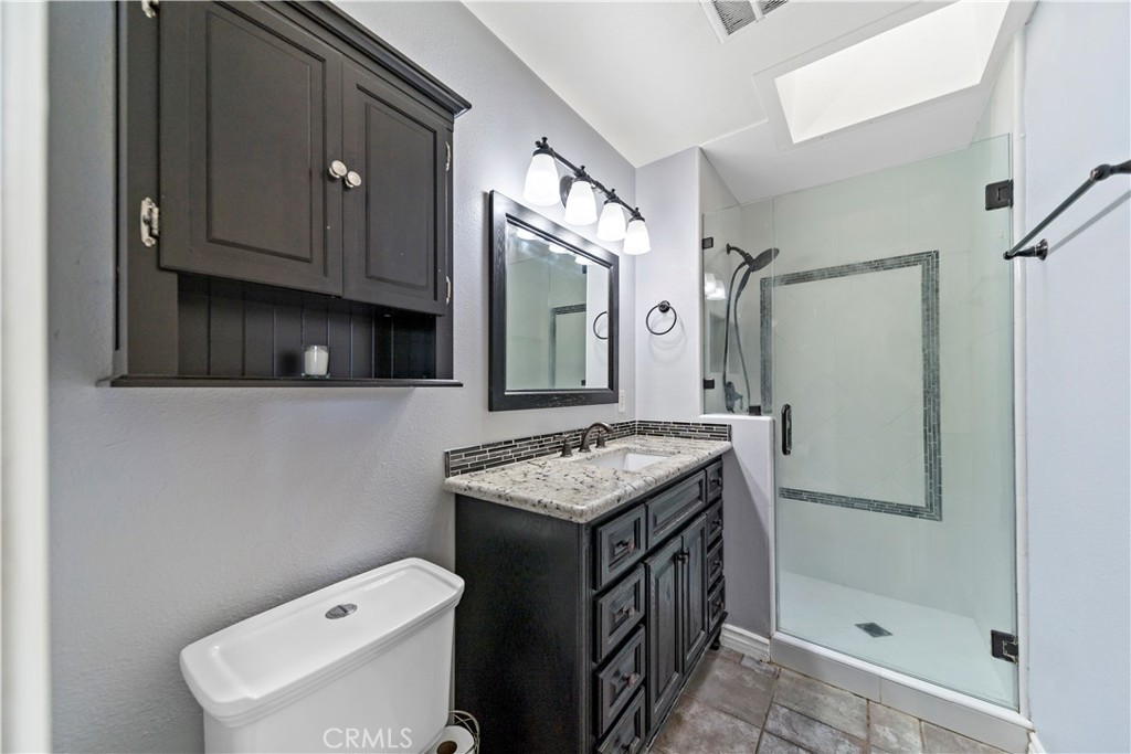 5251 Meadowlark Drive