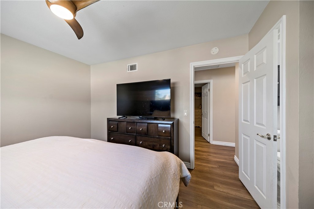 5251 Meadowlark Drive