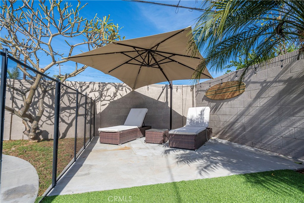 5251 Meadowlark Drive