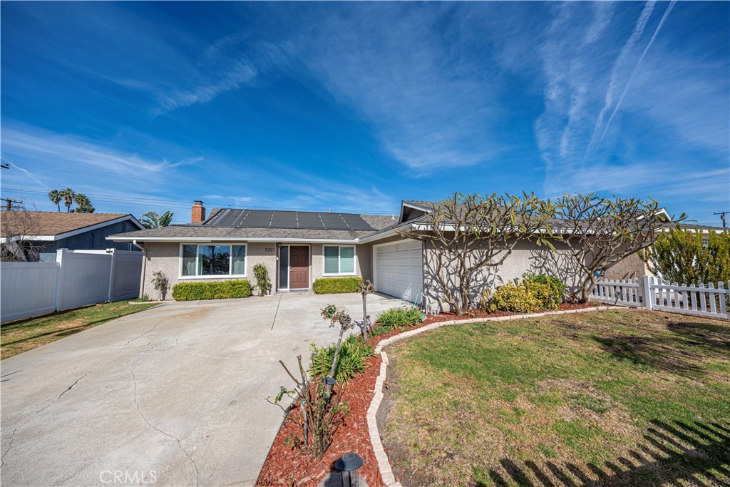 5251 Meadowlark Drive