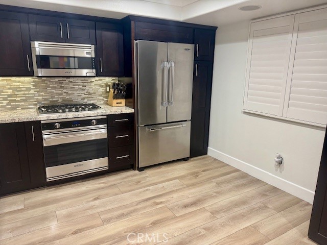 200 Pacific Coast Highway 250