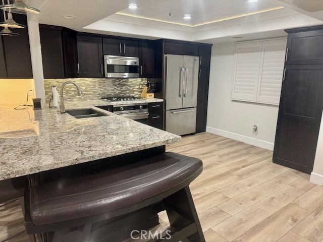 200 Pacific Coast Highway 250