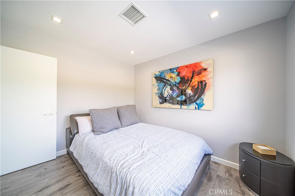 8711 Mossford