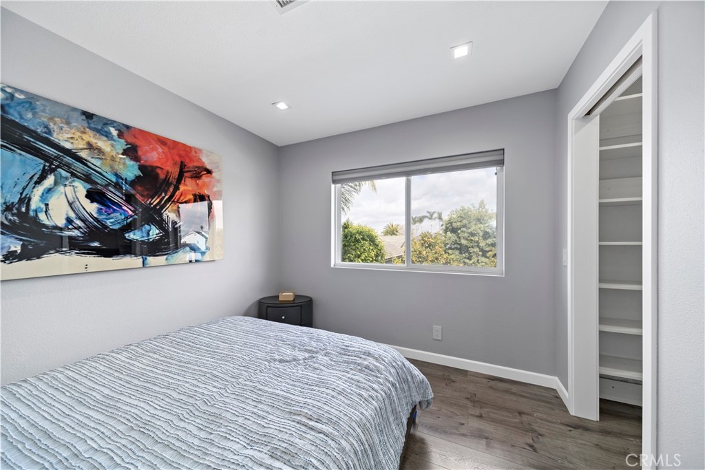 8711 Mossford