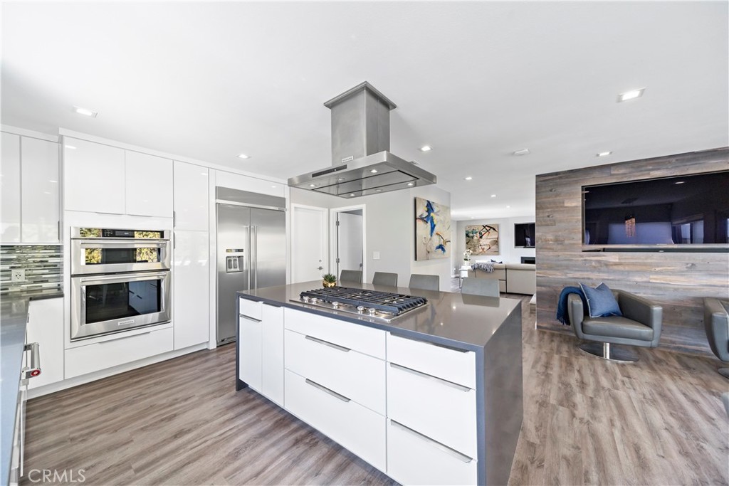 8711 Mossford