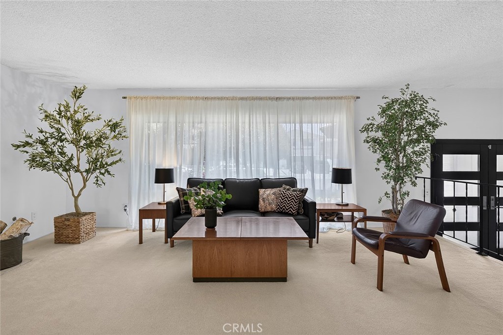 10072 Birchwood