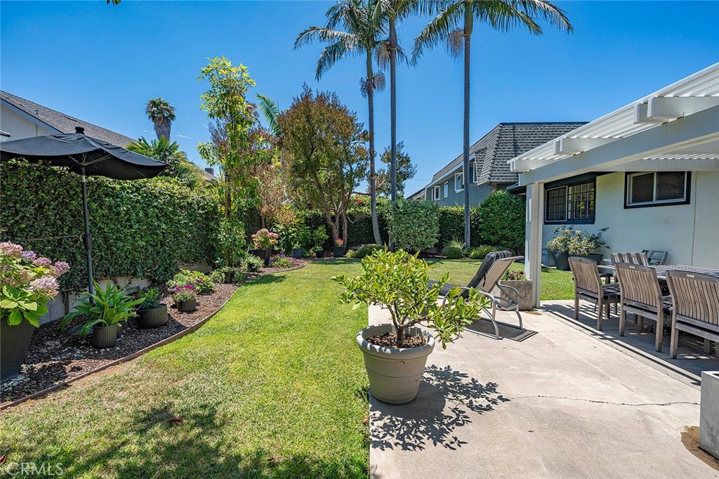 10072 Birchwood