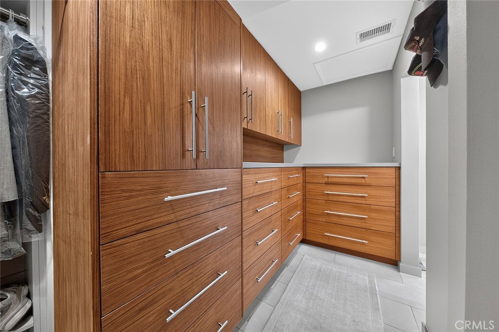 10072 Birchwood