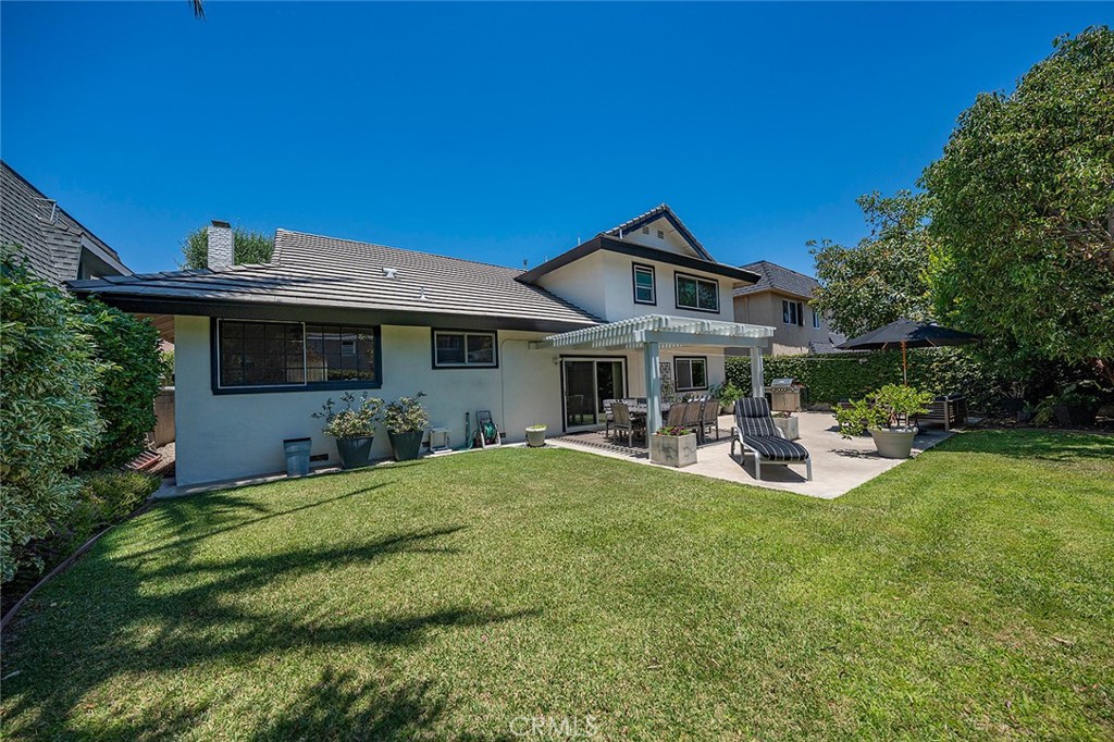 10072 Birchwood
