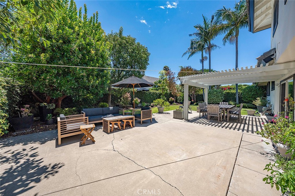 10072 Birchwood