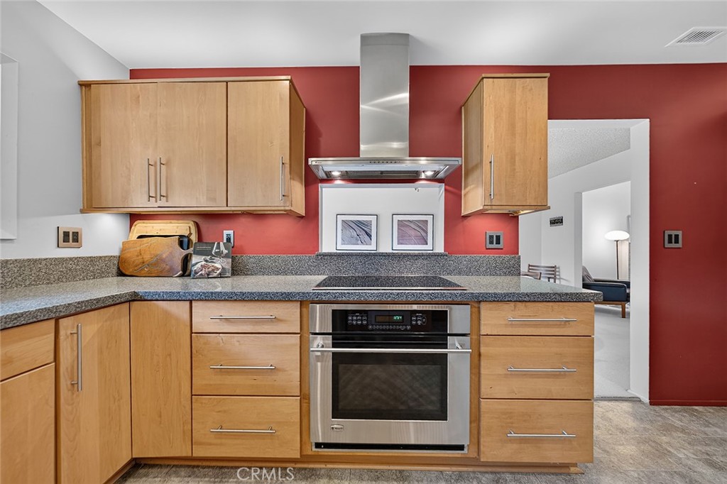 10072 Birchwood