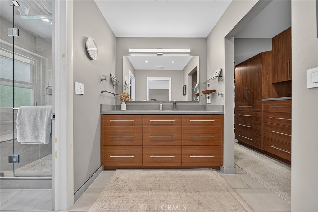 10072 Birchwood