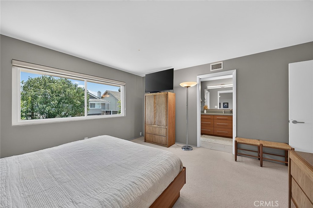 10072 Birchwood