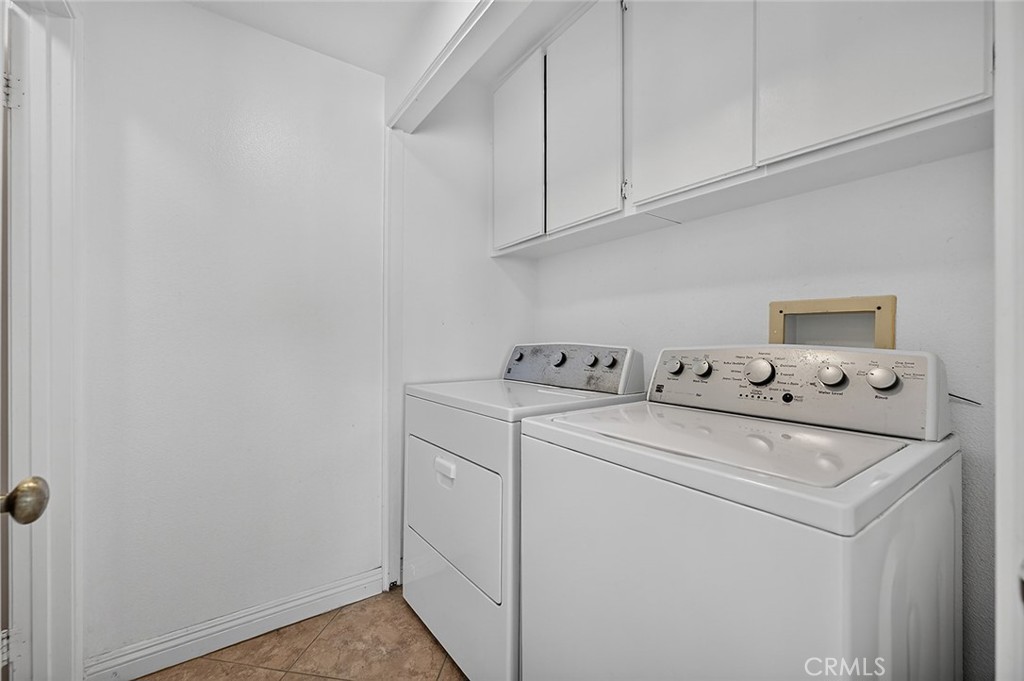 21056 Champlain