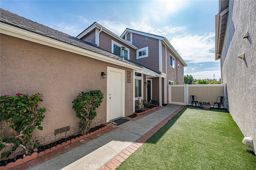 21056 Champlain